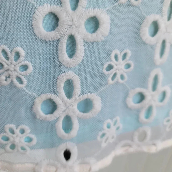 Jennifer Lopez Tank Top White Aqua Blue Back Button Keyhole Eyelet Sleeveless XS - Picture 5 of 12